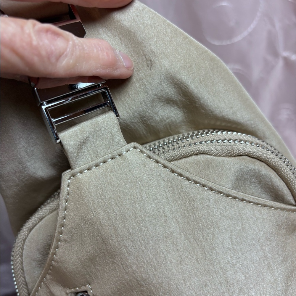 Madison West Los Angeles Nylon Sling Bag w/Adjustable Strap - Picture 13 of 16